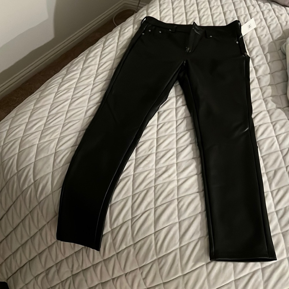Bagatelle NYC faux leather skinny pants